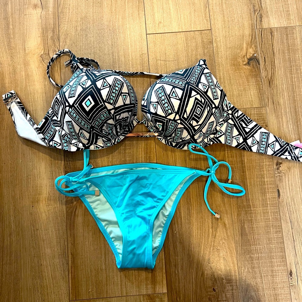 Brand new  Victoria’s Secret bikini (188)